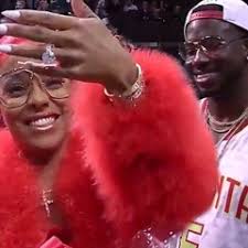 Stream Aarick Gray music