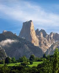 The picos de europa national park is one of the biggest in spain and is situated between the areas of asturias, cantabria and castilla y león. Picos De Europa