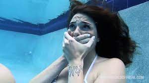 Hot Lana Lohan Underwater Breath Hold And Drowning 3 - EPORNER