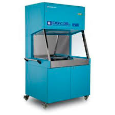 Hotte A Flux Laminaire Ds36 Tecniplast De Laboratoire Pour Changement De Cage Sur Pied