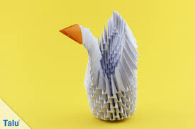 Dazu findet man im internet kalendervorlagen, die man mit dem eigenen. Origami Tiere Falten 12 Anleitungen Von Leicht Bis Schwierig Talu De