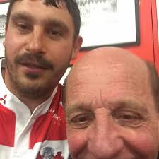 Attention to all exhibitors! Although your pass states 9am Friday morning  for show entry. You are welcome