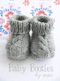 Knitted baby booties make great gifts. Pin Op Baby Clothes