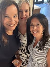 Michelle Deavers's Instagram, Twitter & Facebook