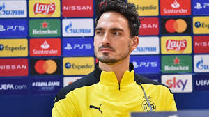 In der verteidigung wird es dann schon interessant. Hummels Ciro Ist Seit Ein Paar Jahrchen Eiskalt Vor Dem Tor Kicker