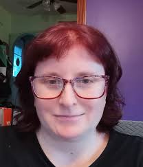 Hi! I'm new to this group. I recently joined because I would like to learn  to knit