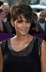 How to curl waves and betty boop short hair styles toni braxton on thick hair. 20 Best Halle Berry Pixie Cuts