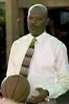 Coach carter is a 2005 american biographical teen sports drama film starring samuel l. Coach Carter Kritik Film Critic De