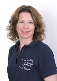 Barrierefreier zugang über den hinterhof. Dr Med Jutta Pfleger Hausarzt Arbeitsmedizin Bamberg Praxis Dr Ende