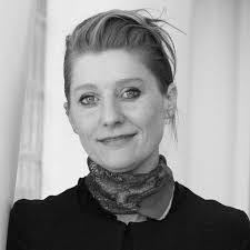 Nina Betts's Instagram, Twitter & Facebook