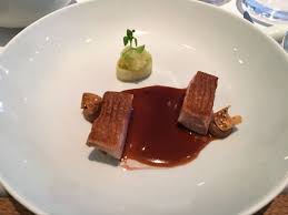 Im restaurant tim raue in berlin wird mit starken asiatischen einflüssen gekocht. Review Restaurant Tim Raue Berlin Travelupdate