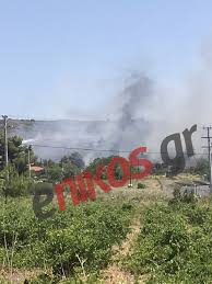 Άλλαξε, αργά το απόγευμα της τετάρτης, η ανησυχητική εικόνα που επικρατούσε στα καλύβια, καθώς η πυρκαγιά, που οδήγησε στην εκκένωση περιοχών και στην κήρυξη του δήμου. Fwtia Twra Sthn Pallhnh Fwto Anagnwsth