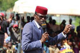 Kwenye picha ambazo alipakia kwenye mitandao ya kijamii, magari yanaonekana yakiwa yamekwama kwenye matope na kuwalazimu wasafiri kutumia njia mbadala Hon Didmus Barasa Mp Kimilili On Twitter If Bbi Will Bring Peace In This Country Then I Support It I Thank The President For The Extended Period Given To The Bbi Task