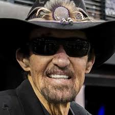 Watch Moonshiners: Master Distiller (2019) TV Series Online