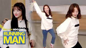 The show airs on sbs as part of their good sunday lineup. Yooa Gets Started On The Bubble Pop Dance Running Man Ep 480 Youtube