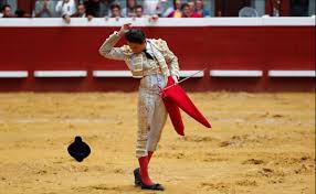 Toros: Morante, genial; Luque, profundo y Roca Rey, arrollador, la terna  ideal de 2022 | El Diario Vasco