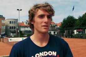 Σε ένα ματς που κράτησε 3 ώρες και 38 λεπτά, ο έλληνας τενίστας έδωσε μεγάλη μάχη, αλλά τελικά λύγισε από τον «βασιλιά του χώματος» O Stefanos Tsitsipas Zei To Oneiro Toy Apodytiriakias Gr