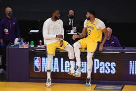 Also watch live sports, game replays, and access featured espn programming on your computer, mobile device, and tv. Mavericks Vs Lakers On Christmas Live Stream How To Watch Abc S Nba Game Via Live Online Stream Draftkings Nation