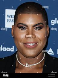 Beverly johnson fashion hi-res stock photography and images