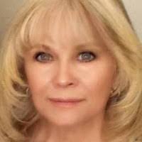 Cindy Bedford's Instagram, Twitter & Facebook