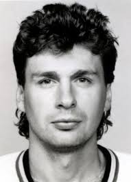 Player photos for the 1991-92 Schwenningen ERC at hockeydb.com