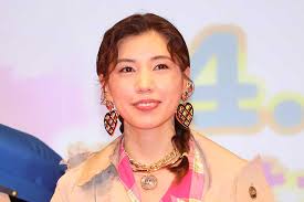 仲里依紗のセレブぶりに仰天 LAの3階建て豪邸を紹介「ハリウッドサインが見られるの」 | ENCOUNT