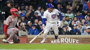 Reds lose closer Emilio Pagán to injury, lose to Cubs in extra innings