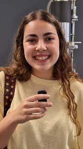 💥 La UC comienza nuevo curso y escuelas y facultades reciben a los nuevos  estudiantes., 📹 Varios de ellos nos cuentan cómo afrontan este curso  2025/26 ⚡, ¡Ánimo a todos y todas! 💪, #SomosUnican ...