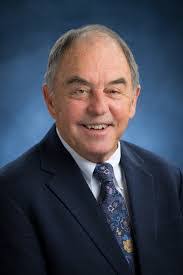 Daniel Hemstreet's Instagram, Twitter & Facebook