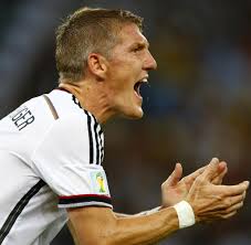 Schon vor der wm 2014 war um schweinsteiger's einsatz gehängt worden. Fc Bayern Schweinsteiger Braucht Nach Wm Noch Zeit Welt