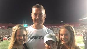 Rick dennison (born june 22, 1958) is a former american football player who is currently the offensive coordinator for the denver broncos. Nj Tennis Dennison Daughters Of Nfl Coach Fit In At Eastern Chrisitan