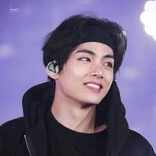 Pin De Tp254 Perez Em Bangtan Sonyeodan Em 2020 Rosto Taehyung Fotos