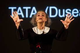 Muzeul național al literaturii române vă prezintă un recital de poezie susținut de maia morgenstern pe 8 martie 2020, în sala. Romanian Actress Maia Morgenstern Stung By Anti Semitic Slur At Official Meeting Universul Net