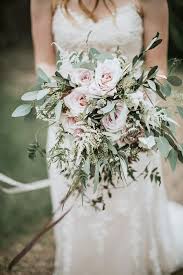 But for 2020, sage green seems to be a new trend and i love it. Blush And Sage Green Color Organic Wedding Bouquets Ideas Colors For Wedding
