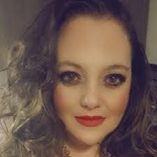 Francesca Gray's Instagram, Twitter & Facebook