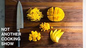 It's best to cut from the widest and more flat sides of the mango first to obtain the most flesh. 5 Easy Ways To Cut Mango Youtube