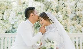 Kata mas idayu lagi, dia berharap bekas suaminya itu tidak sesekali melupakan anak perempuan mereka. Takkan Saya Pula Nak Kejar Lelaki Mas Idayu