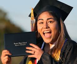 See the best photos from the first wave of 2019 high school graduations in  Orange County