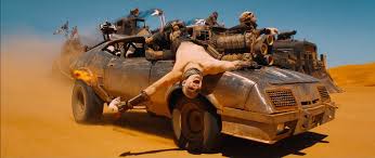 Porém, após ser capturado pelo tirano immortan joe e seus rebeldes, max se vê no meio de uma guerra mortal, iniciada pela imperatriz furiosa que tenta salvar um grupo de. Mad Max Estrada Da Furia Video Sem Efeitos Especiais E Liberado