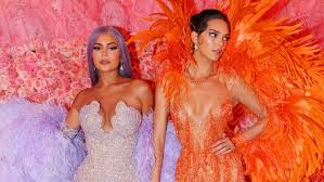 However, the latest season of kuwtk turns its attention to the sibling rivalry between kendall and kylie if this brand new clip from tonight's show is anything to go by. Kendall And Kylie Jenner Get Real About Their Love Lives In Funny Tiktok Entertainment Tonight