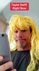 Taylor Swift Marta After Work