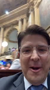 YO SUMO 20 + PARA GUSTAVO PETRO PRESIDENTE