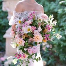 Here are 20 designs to consider. 20 Stunning Cascading Bridal Bouquets