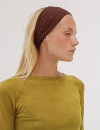 From Neckerchiefs To Mittens, Here Are 20 Autumn Accessories To Brighten  Your Day