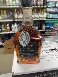 Jack Daniel S Eric Church Edition Single Barrel Select In 2020 Jack Daniels Whiskey Bottle Tennessee Whiskey Whiskey