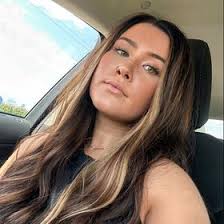 Taylor Setzer (taylorsetzer_)