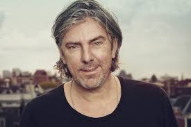 Ruud de Wild succesvol geopereerd aan darmkanker: "Ik ben schoon"