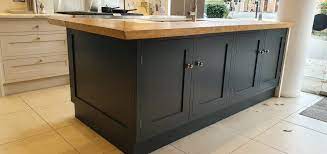 Browse through our range of white clicbox kitchen units to achieve the perfect look for your kitchen. Loxley In Frame Bespoke Shaker Light Grey Blue Kitchen Island Dekton Opera 20mm Worktops Sub Zero Wolf Appliances More