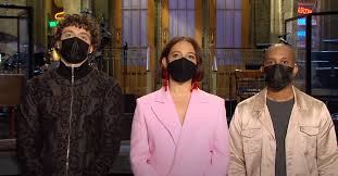 Snl is making headlines and influencing the political dialogue while skewering it at the same time. Snl Tonight Time