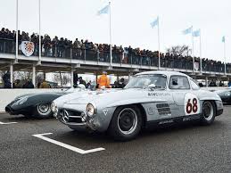 Mercedes Benz Sl 300 Gullwing At Salvadori Cup Goodwood Mercedes Benz 300 Vintage Sports Cars